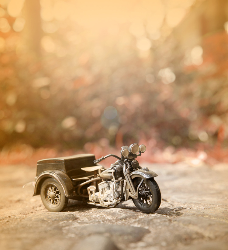 美驰图原厂1:18哈雷戴維森三轮摩托车车模型仿真合金车模型收藏